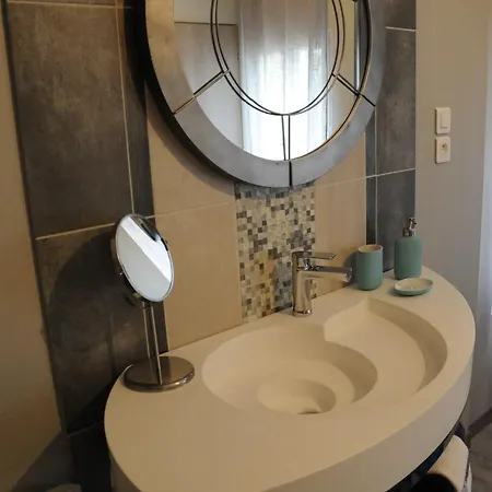 Le Nid De Bed & Breakfast Sigogne