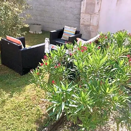 Couette-café Le Nid De 3*