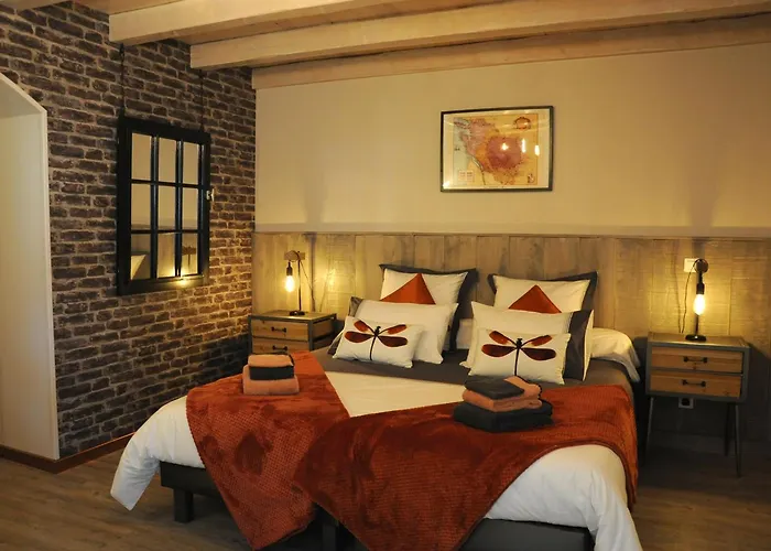 Le Nid De Bed & Breakfast