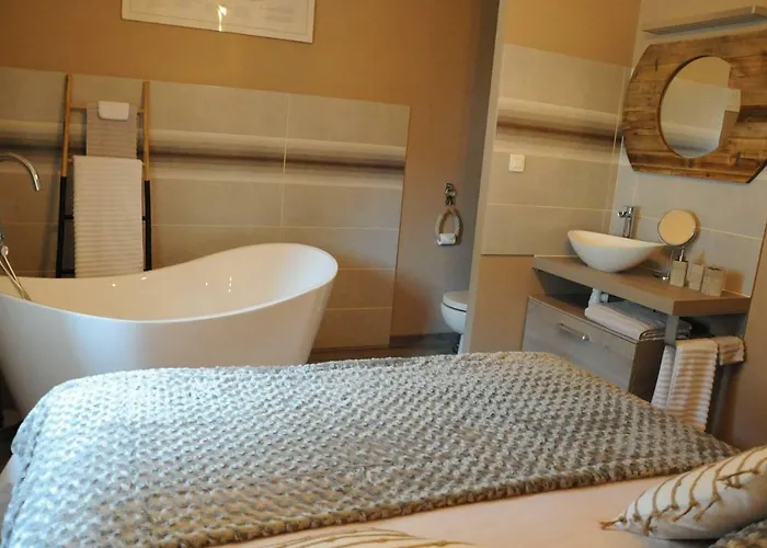 Le Nid De Bed & Breakfast Sigogne